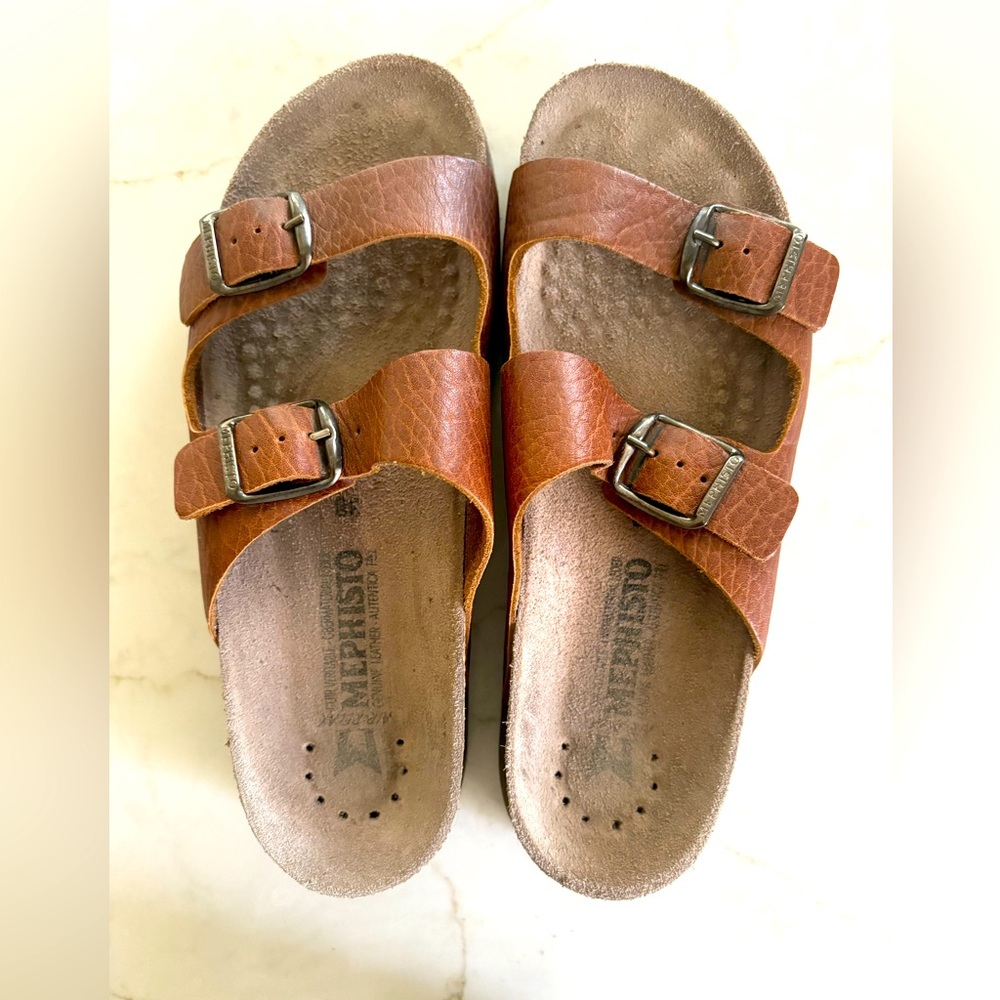 Mephisto women’s sandals.  Size 38 (women’s 8)